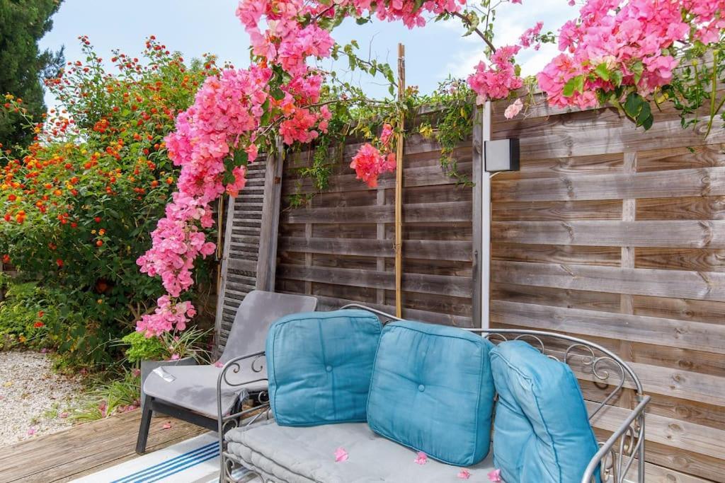 Appartement L'Annonciade-Calme-Terrasse-Parking à Cannes Extérieur photo